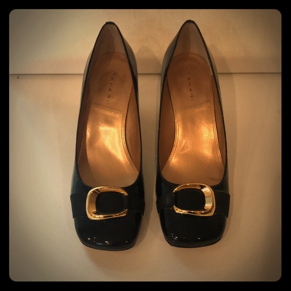Tahari patent leather block heel pumps - Picture 1 of 5